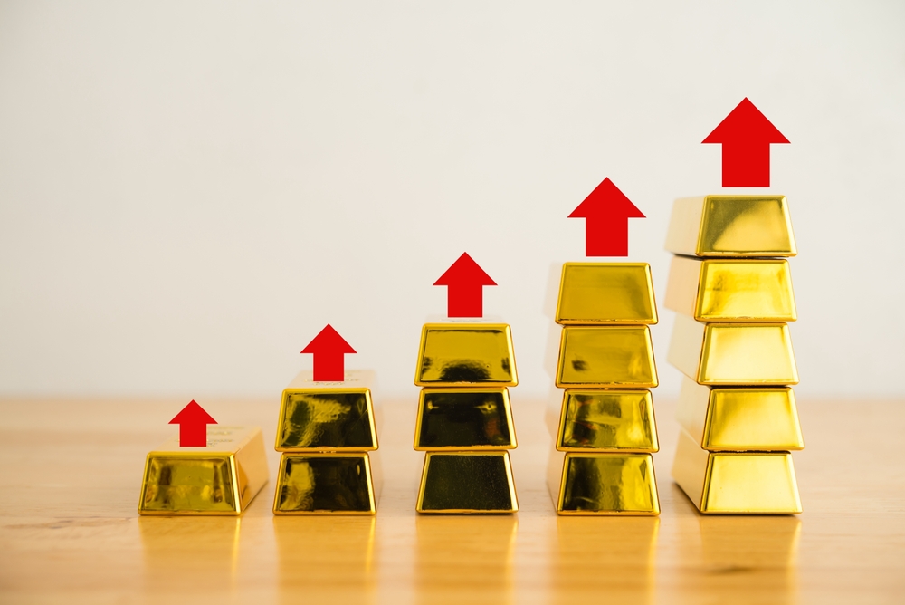 並べられている金と矢印